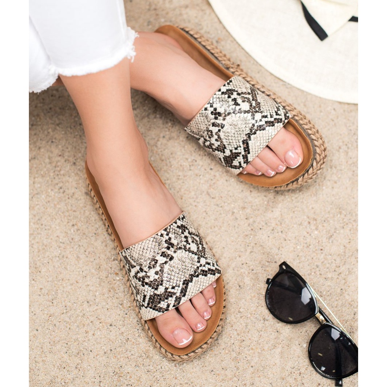 Comer Zapatillas casuales en la plataforma multicolor 1 Comer Zapatillas casuales en la plataforma multicolor 1