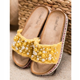 Small Swan Zapatillas En La Plataforma Con Perlas amarillo 4