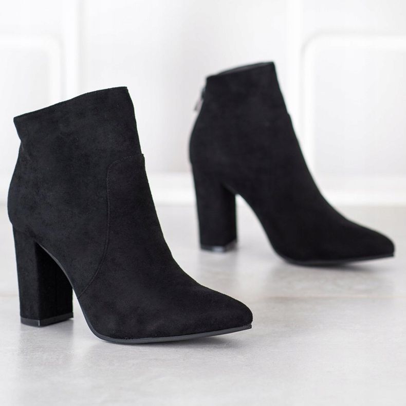 SHELOVET Botas negras asimétricas negro 1 SHELOVET Botas negras asimétricas negro 1