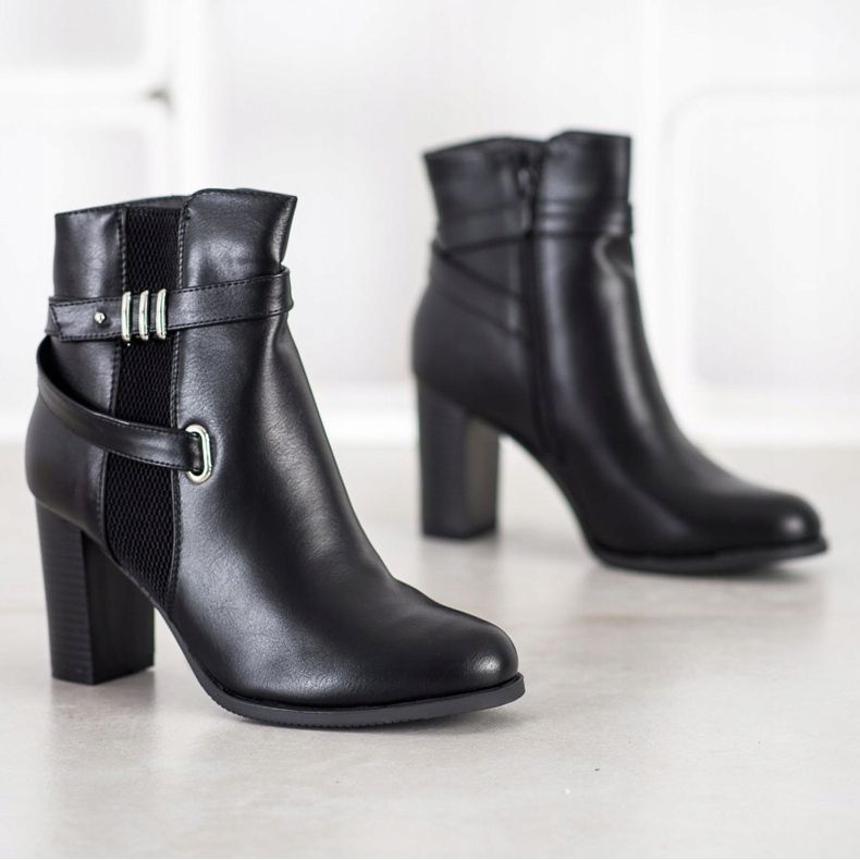 Queen Vivi Botas con Rayas Decorativas negro 1