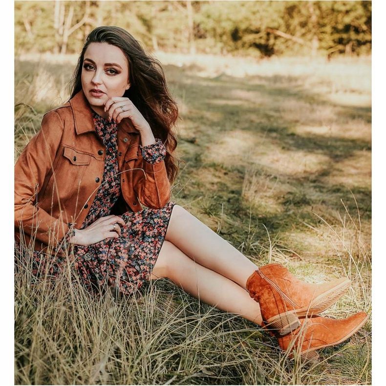 Cm Paris Botas vaqueras de ante marrón 2 Cm Paris Botas vaqueras de ante marrón 2