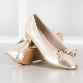 Goodin Bailarina elegante con un lazo dorado 3