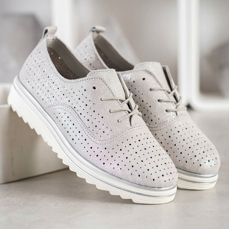 Goodin Calzado de cuero calado beige 2