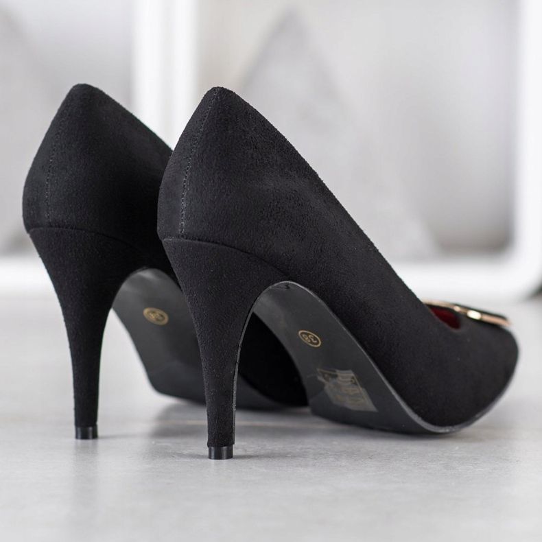 Goodin Bombas con adorno negro 1