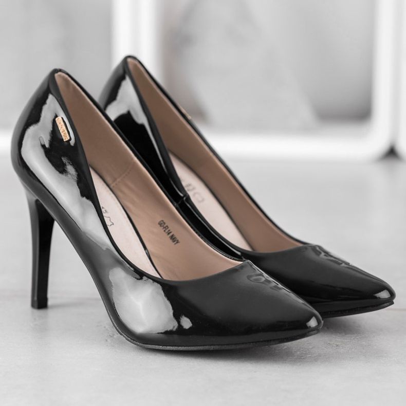 Goodin Bombas lacadas negro 2