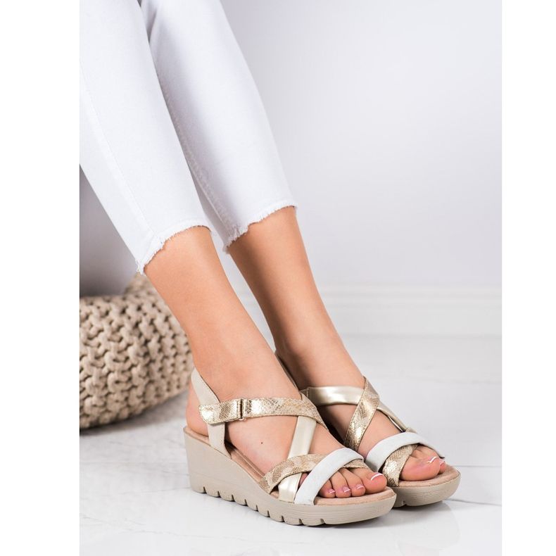 Kylie Sandalias ligeras con velcro marrón multicolor 1