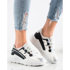 SHELOVET Zapatillas con plataforma decorativa blanco negro gris 2