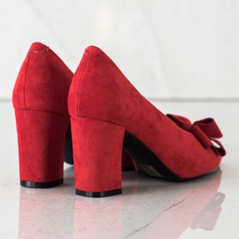 Salones rojos con lazo de Vinceza 4