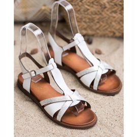 Las sandalias blancas de Sergio Leone blanco 1