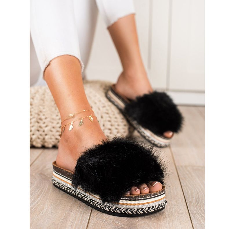 Seastar Zapatillas de moda en una plataforma decorativa negro 1