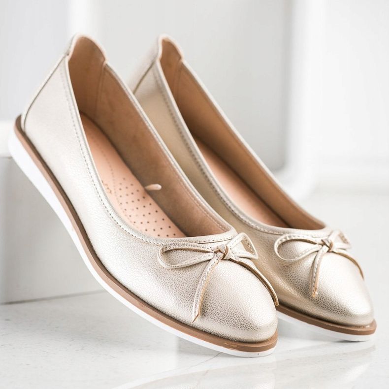 La bailarina de oro de Sergio Leone dorado 1