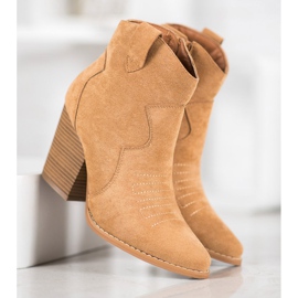 Botas cowboy camel con tacón alto beige 4