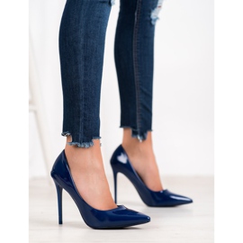 Small Swan Pasadores barnizados azul 2 Small Swan Pasadores barnizados azul 2