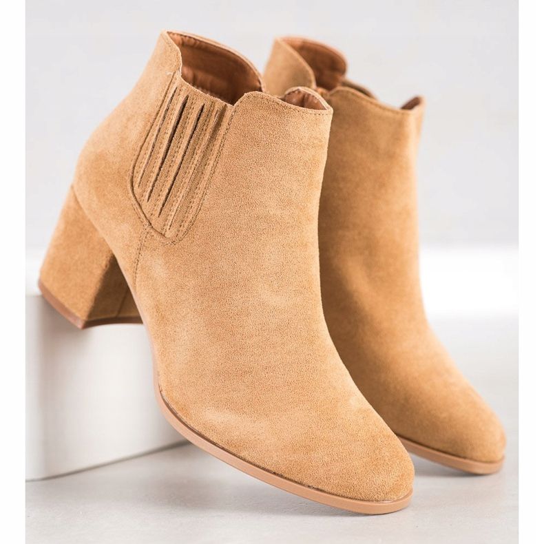 Bella Paris Botines cortos de ante beige 2