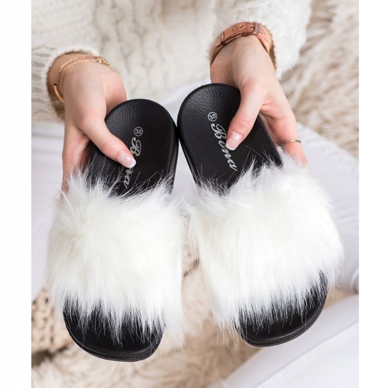 SHELOVET Zapatillas con estilo blanco 2 SHELOVET Zapatillas con estilo blanco 2