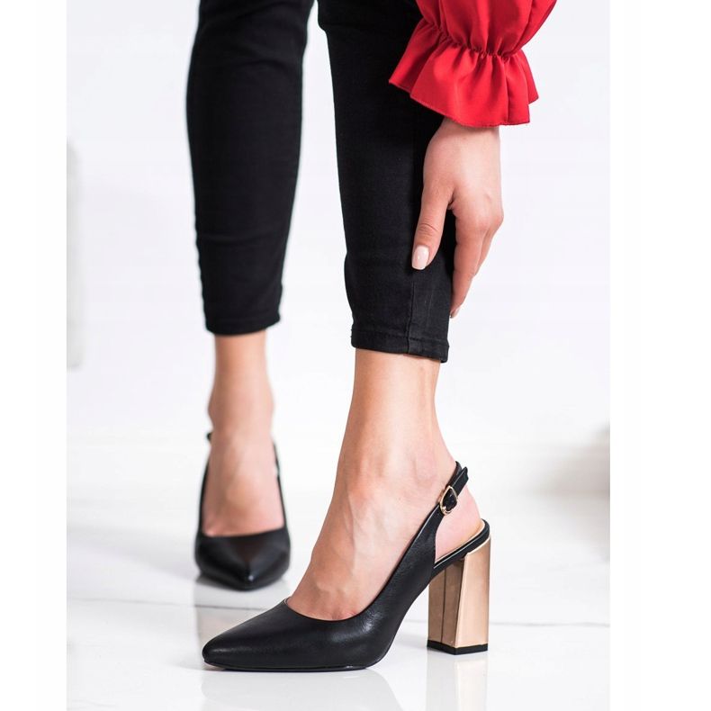 Bombas en un bar Sergio Leone negro 1