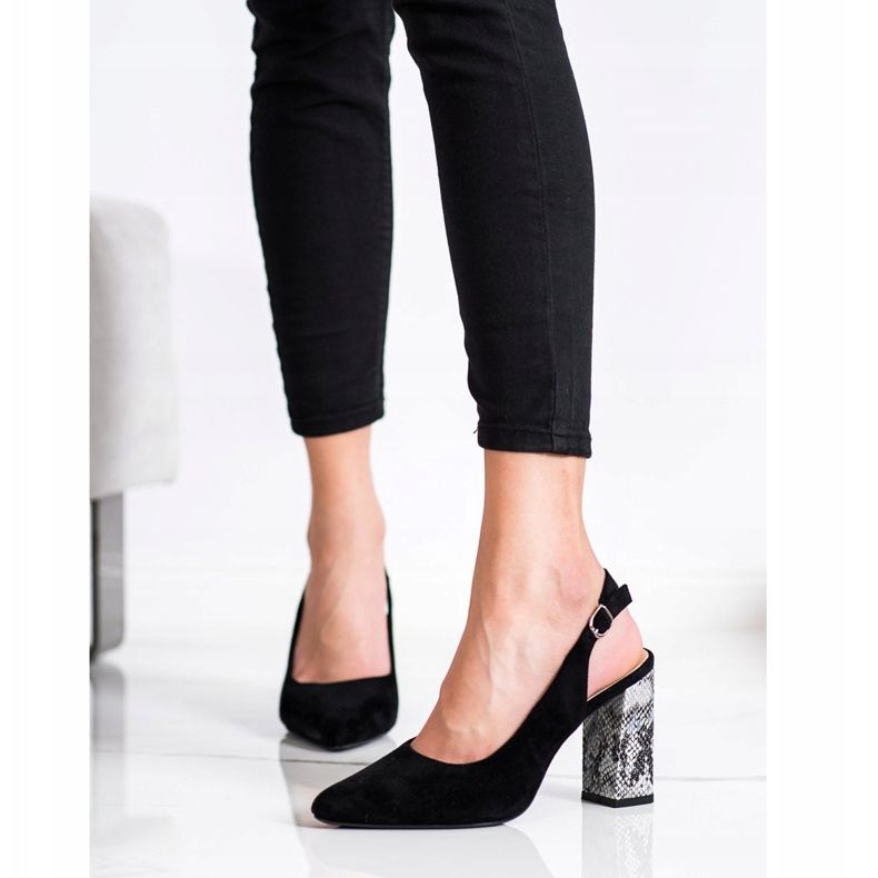 Bombas en un bar Sergio Leone negro 1 Bombas en un bar Sergio Leone negro 1