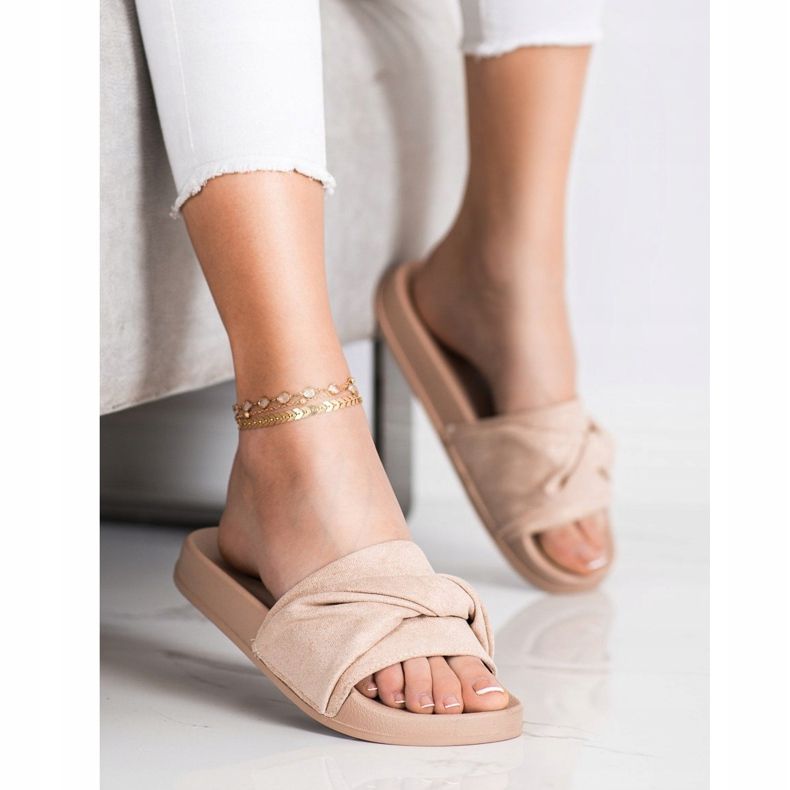 Cómodas pantuflas de gamuza VINCEZA marrón 2