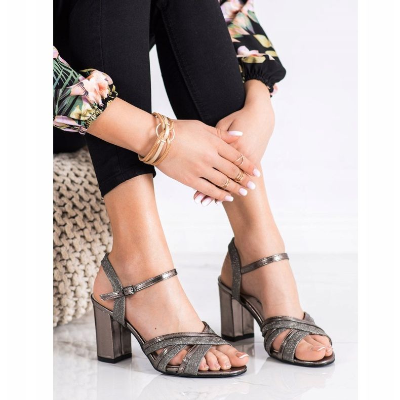 SHELOVET Sandalias de tacón con purpurina marrón 1