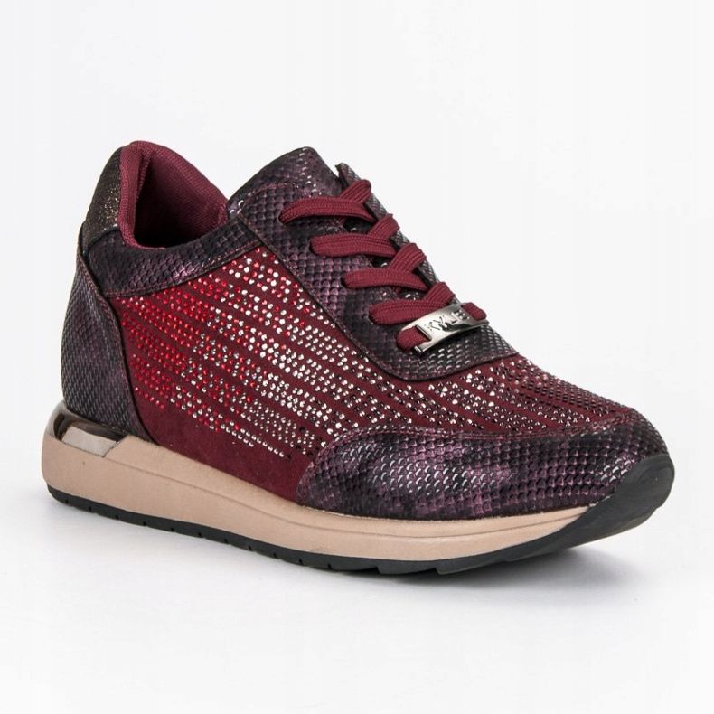 Kylie Calzado deportivo de moda rojo 1