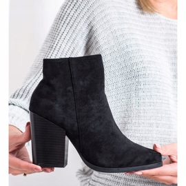 Marquiz Botas en un poste ancho negro 3