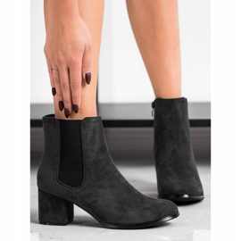 J. Star Tacones altos cálidos negro 3