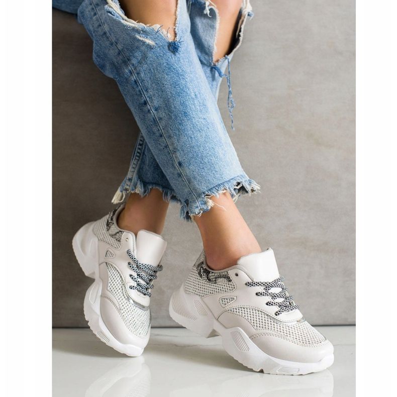 SHELOVET Zapatillas grises con estampado de serpiente beige 1