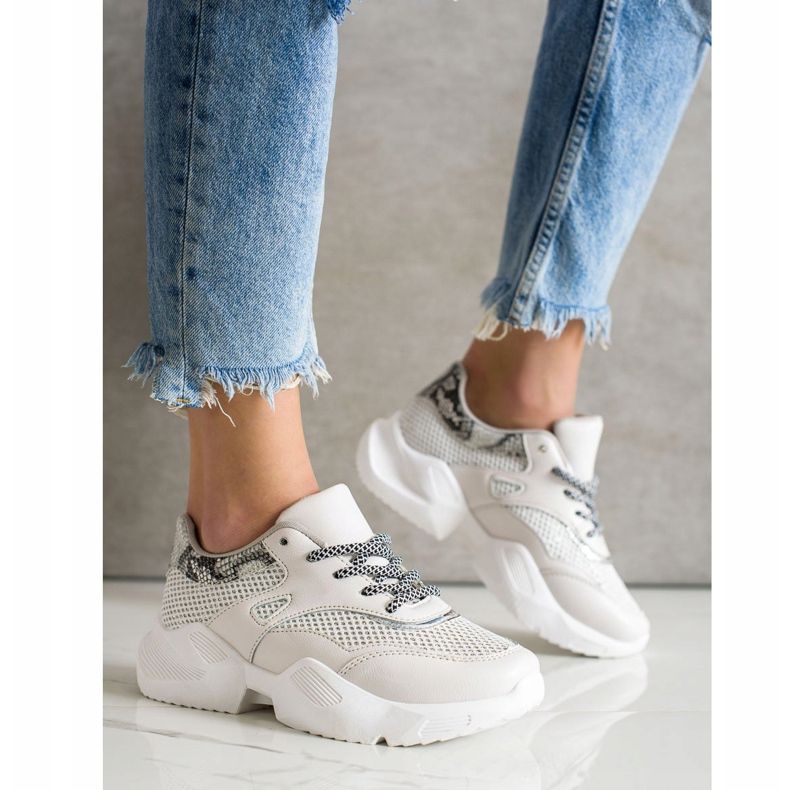 SHELOVET Zapatillas grises con estampado de serpiente beige 2