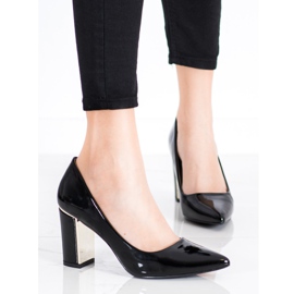 Goodin Bombas con estilo en tacones altos negro 1