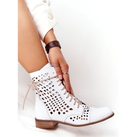 Bota piel calada Nicole 2627 Blanco 3