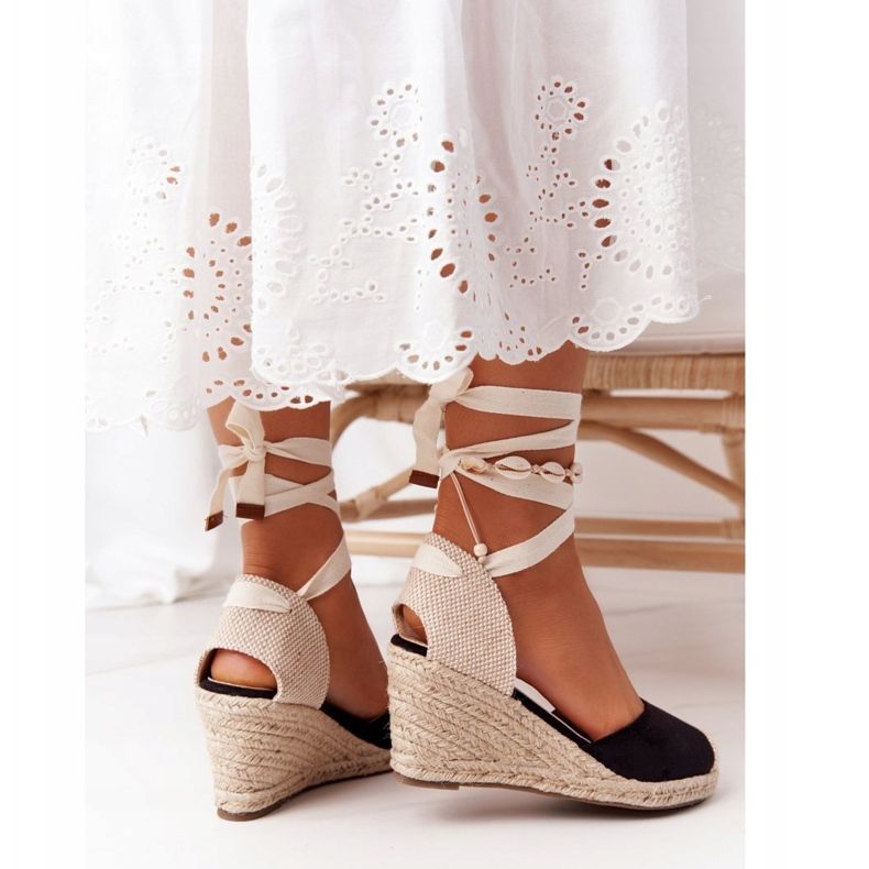 PG1 Sandalias de cuña con trenzas anudadas Nelly negras beige negro 1