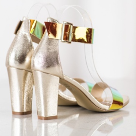 Goodin Sandalias En Una Barra Con Efecto Holo dorado 2