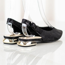 Goodin Bombas con estilo en Spitz negro 1 Goodin Bombas con estilo en Spitz negro 1