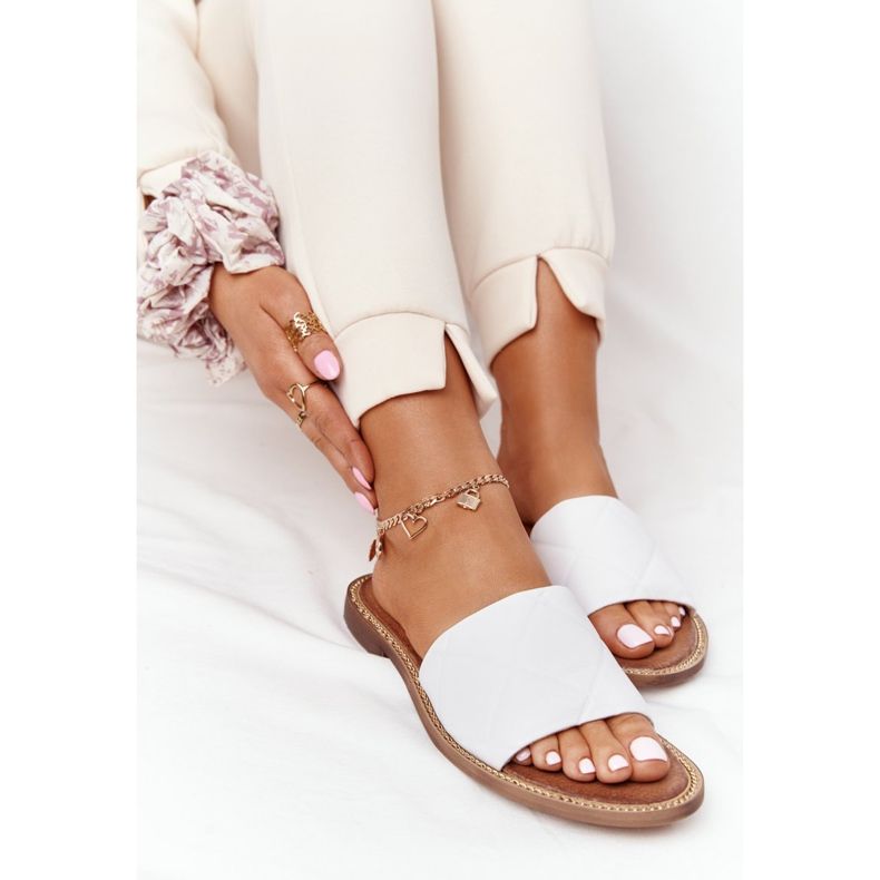 Pantuflas Piel Con Acolchado Nicole 2650 Blanco 1