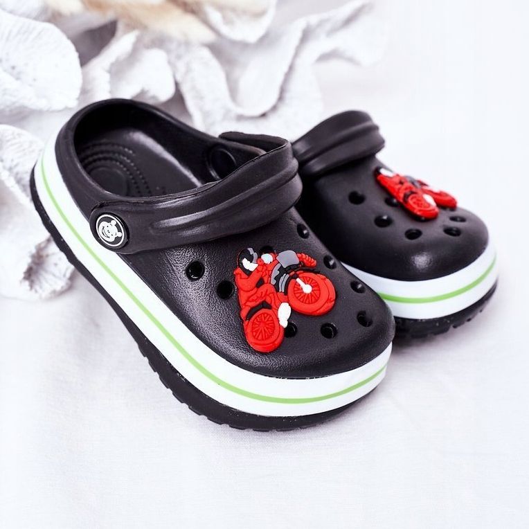 Zapatillas Espuma Infantil Kroks Black Lazy Day negro multicolor 2 Zapatillas Espuma Infantil Kroks Black Lazy Day negro multicolor 2