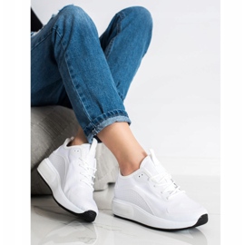 SHELOVET Zapatillas deportivas en la plataforma blanco 3