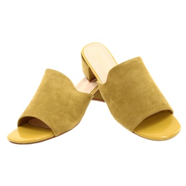 Pantuflas Amarillas Sergio Leone KL313 amarillo 3
