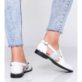 Zapatos blancos brillantes Madison Ave 1
