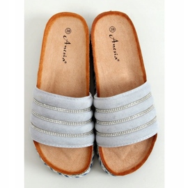 Azul N-96 Zapatillas azules en la suela decorada 1 Azul N-96 Zapatillas azules en la suela decorada 1