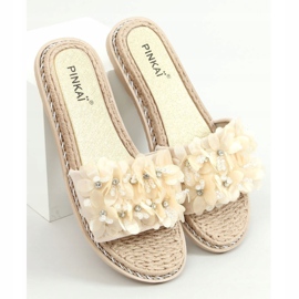 Pantuflas con flores beige LS003 Beige 1