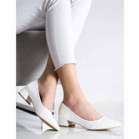 Sweet Shoes Bombas clásicas en tacones bajos blanco 3