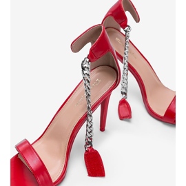 Sandalias rojas con tacón de Trenndy rojo 1