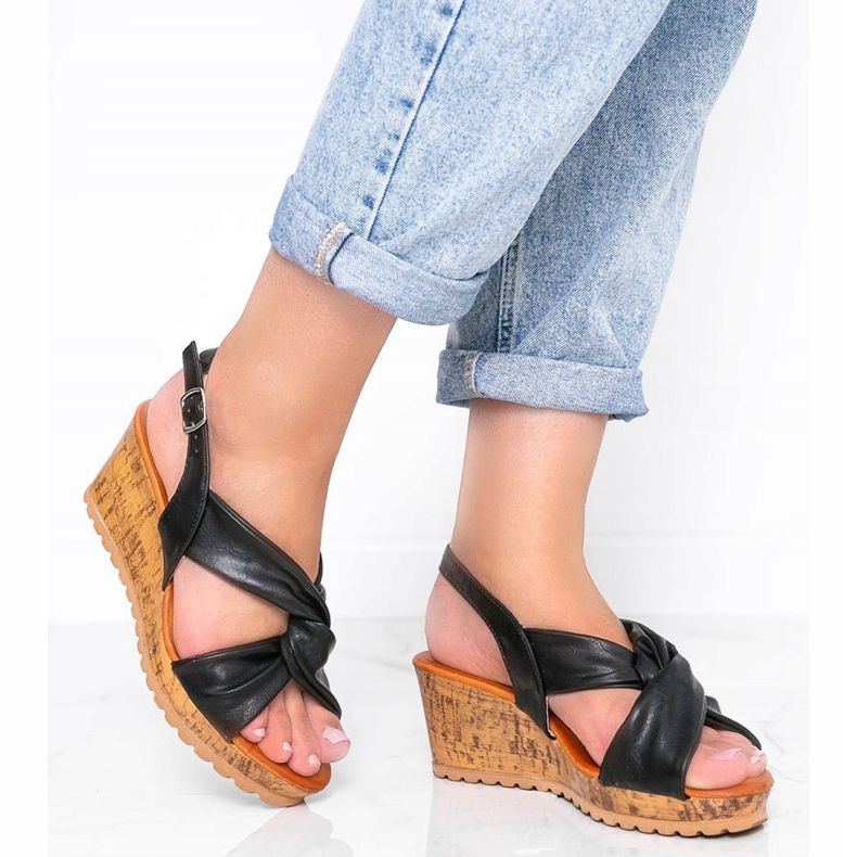 Sandalias de cuña negras de Buenos Aires negro 1