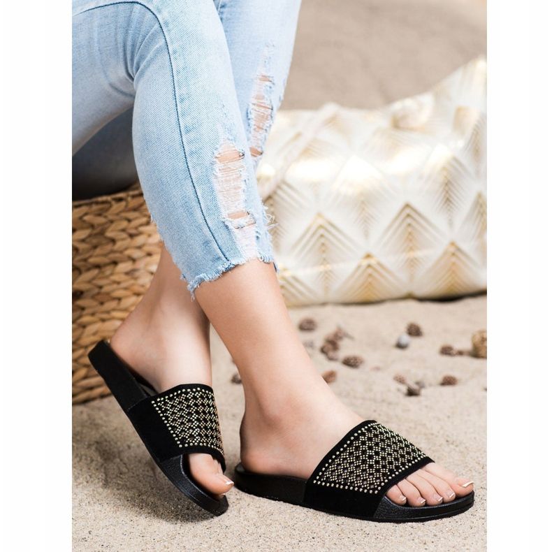 Evento Zapatillas elegantes con adornos negro 1