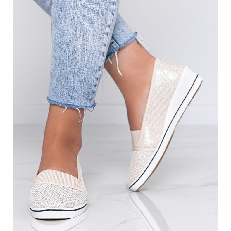 Bailarinas beige brillantes en la cuña Glam Star 1