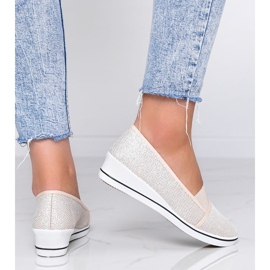 Bailarinas beige brillantes en la cuña Glam Star 2