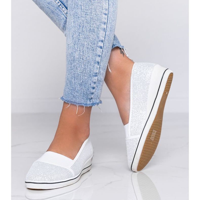 Bailarinas blancas brillantes en el tacón de cuña Glam Star blanco 1