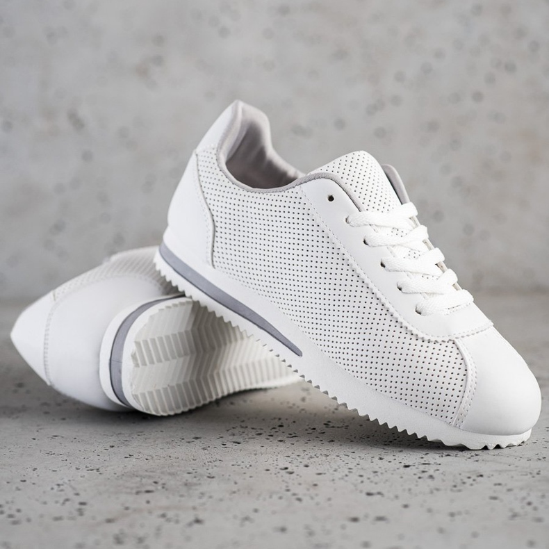 SHELOVET Zapatillas con estilo calado blanco 1 SHELOVET Zapatillas con estilo calado blanco 1