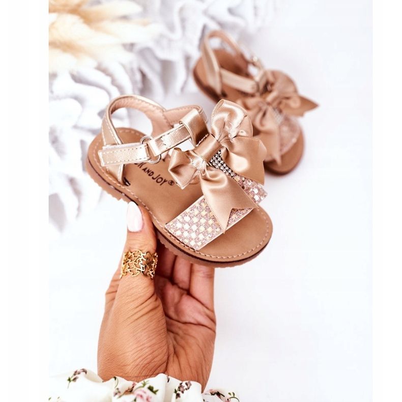 FR1 Sandalias Infantiles Con Lazo Golden Beebee dorado 2