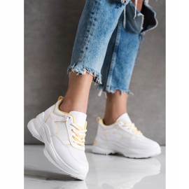 SHELOVET Zapatillas blancas con estilo blanco 3